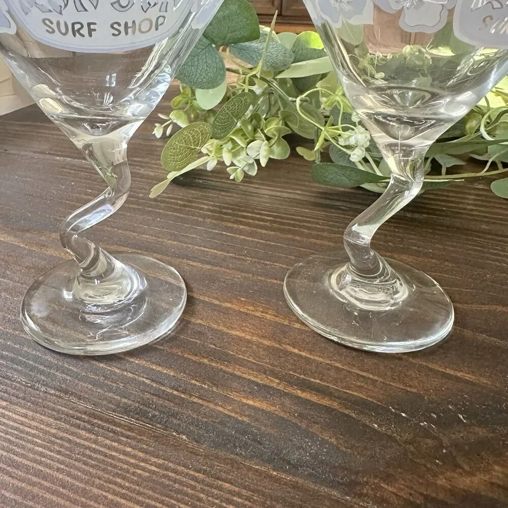 Ron Jon Surf Shop Set Of 2 Martini Glasses Hibiscus Free Flow Stem Design